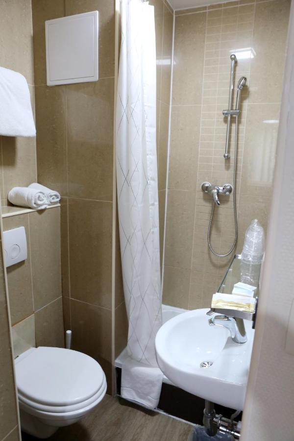 Budget Single Room,1018510291:JPEG