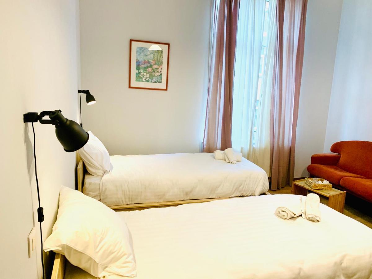 Twin Room,1746866721:JPEG