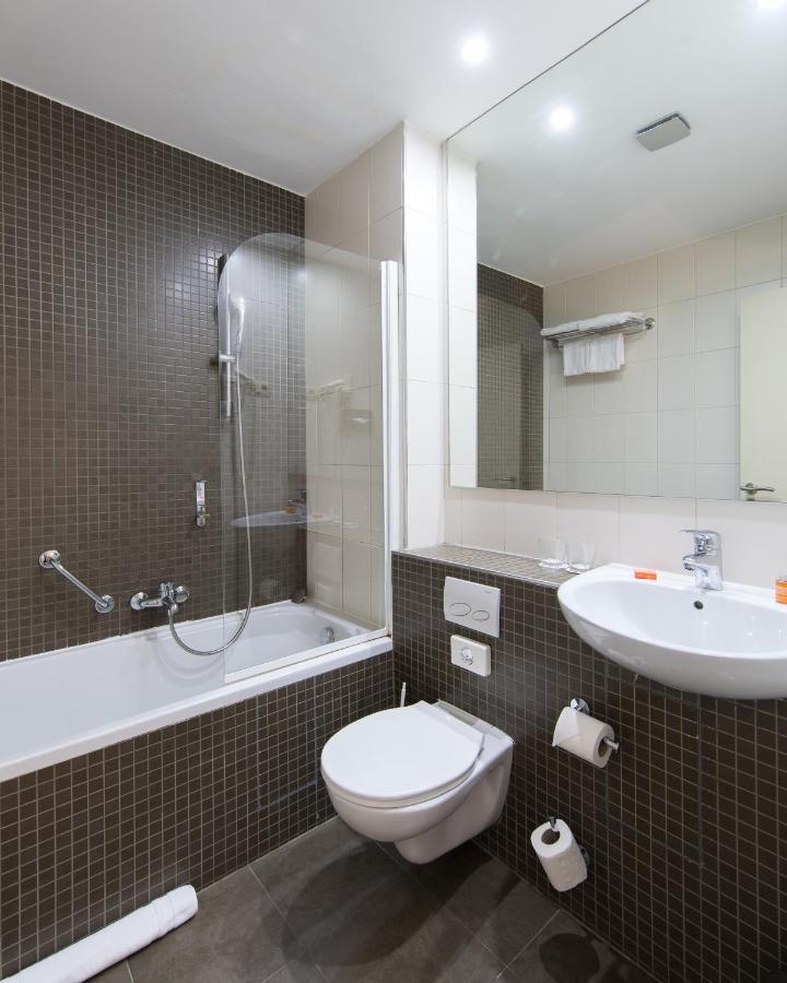 Business Twin Room