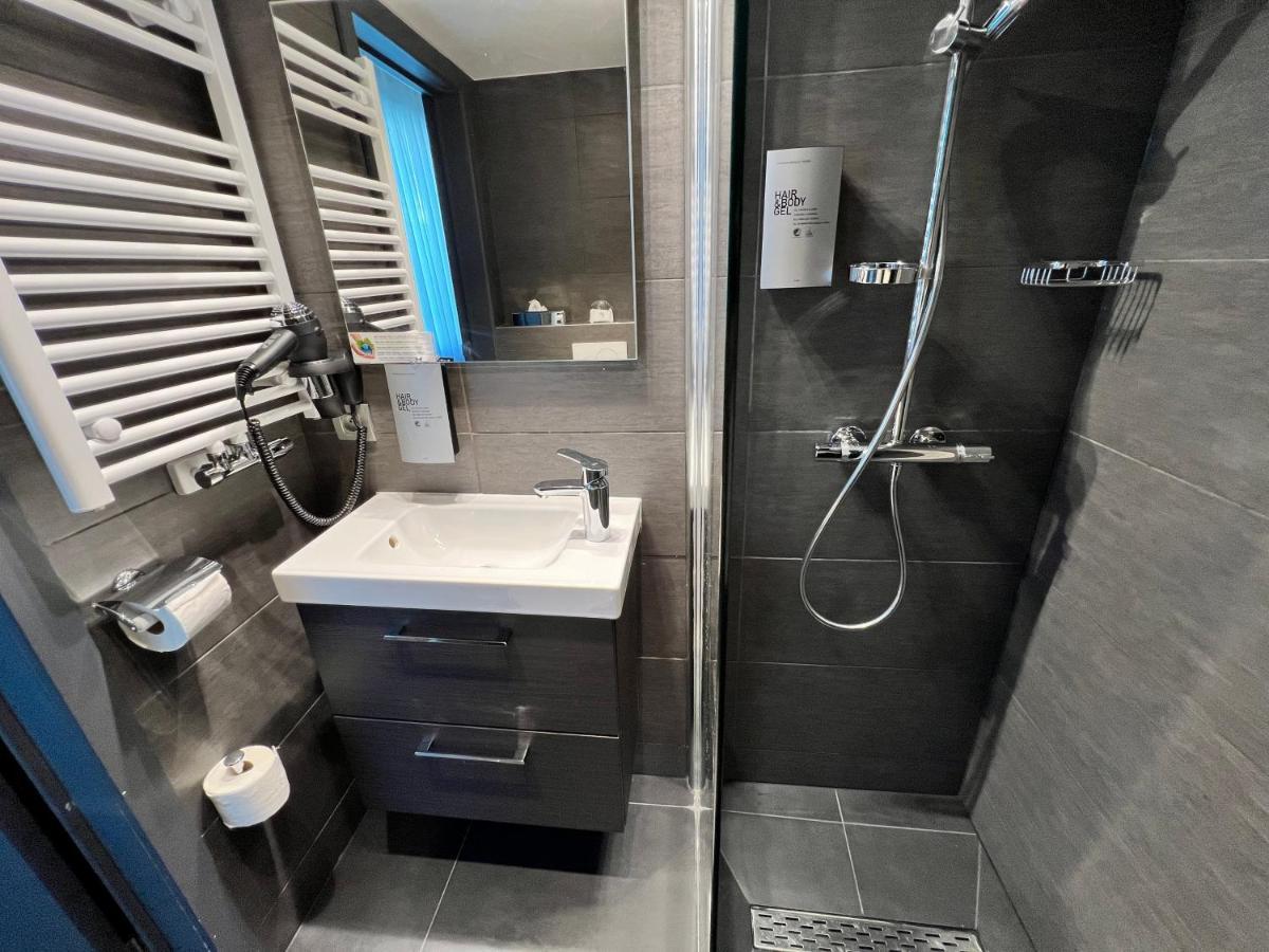 Single Room Single Bed