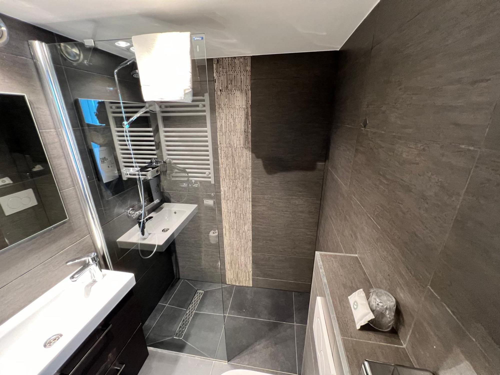 Single Room Single Bed