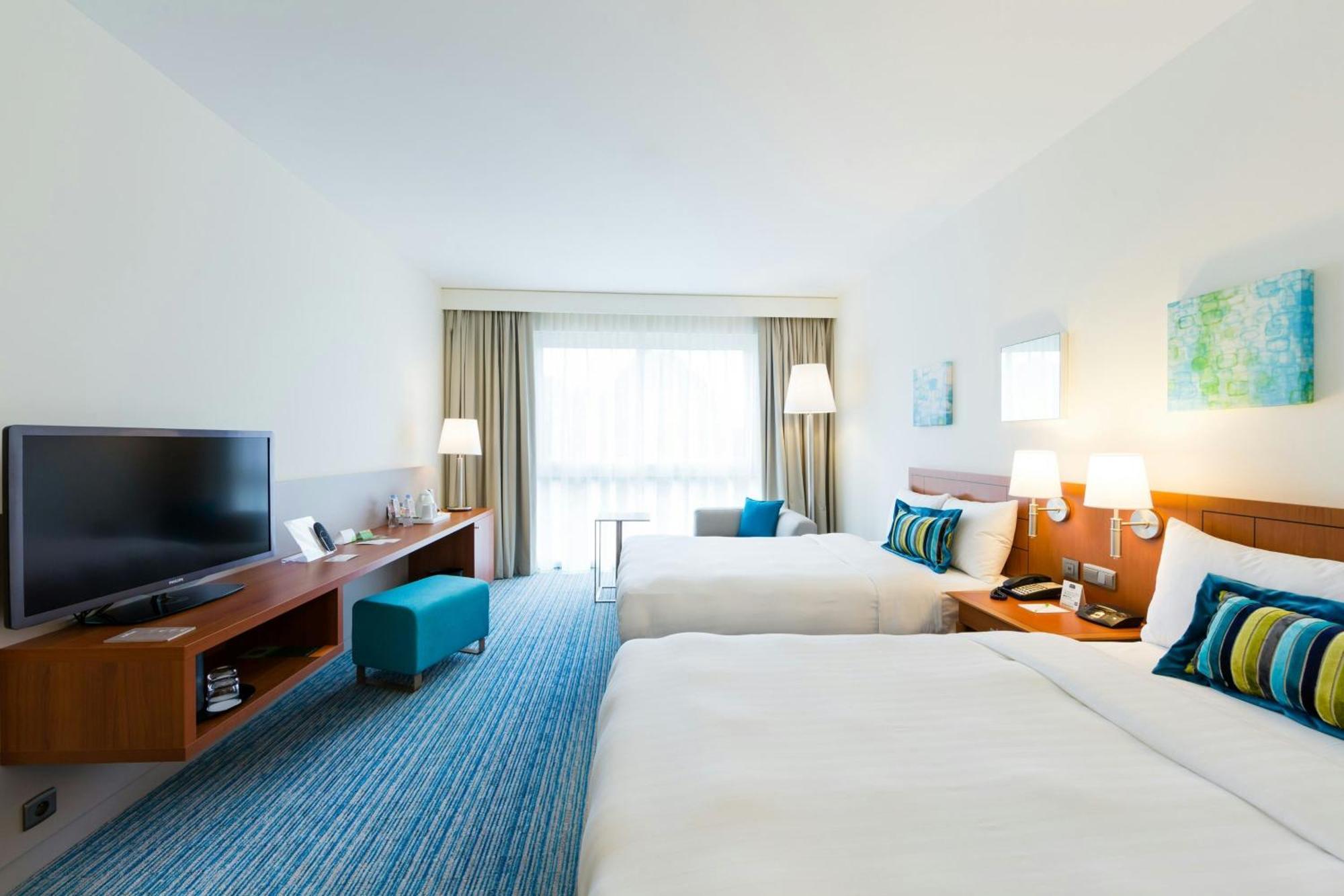 Twin Deluxe room Guest room 2 Twin or Single Beds,1643144177:JPEG