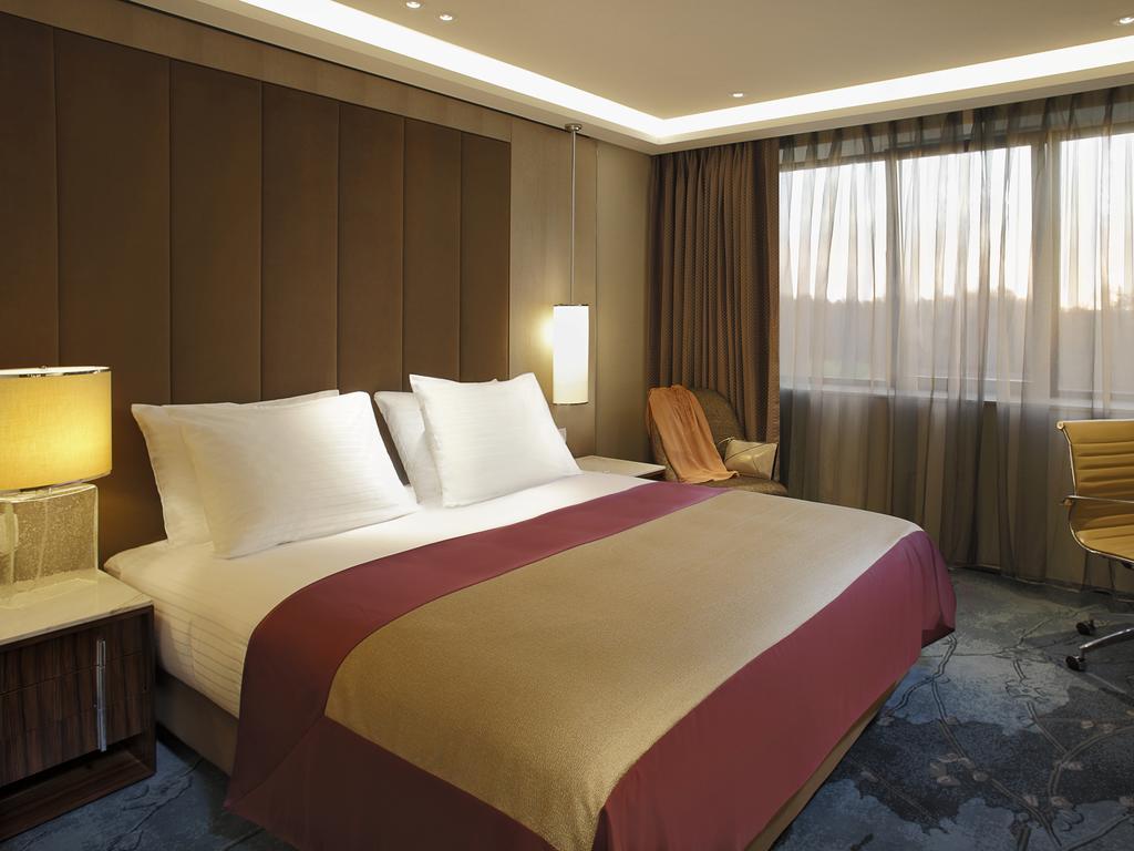 Quarto Superior com Cama King-size