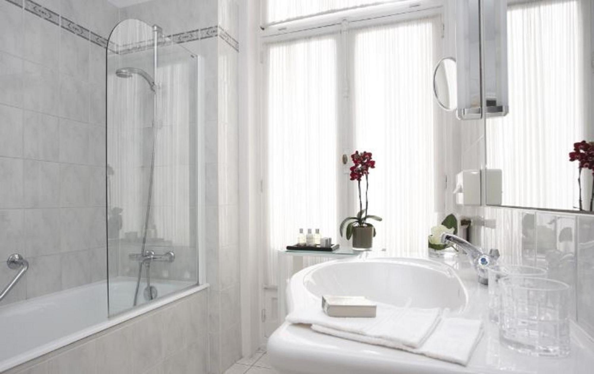 Deluxe Family Suite