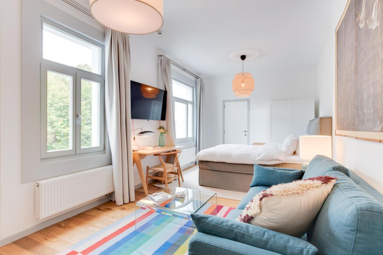 Studio Apartment,939616174:JPEG