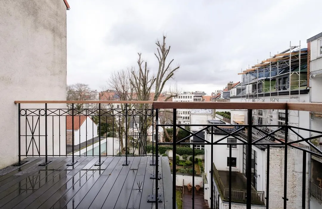 Fabulous Apartments In Chatelain Area-1