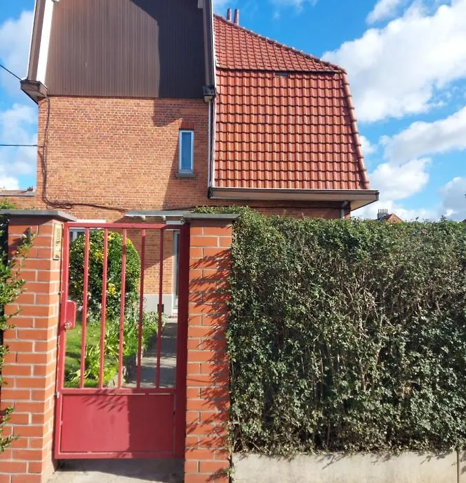 Belle Chambre Dans Un Quartier Calme-1