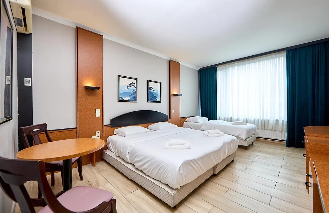 Hotel Europacity-1