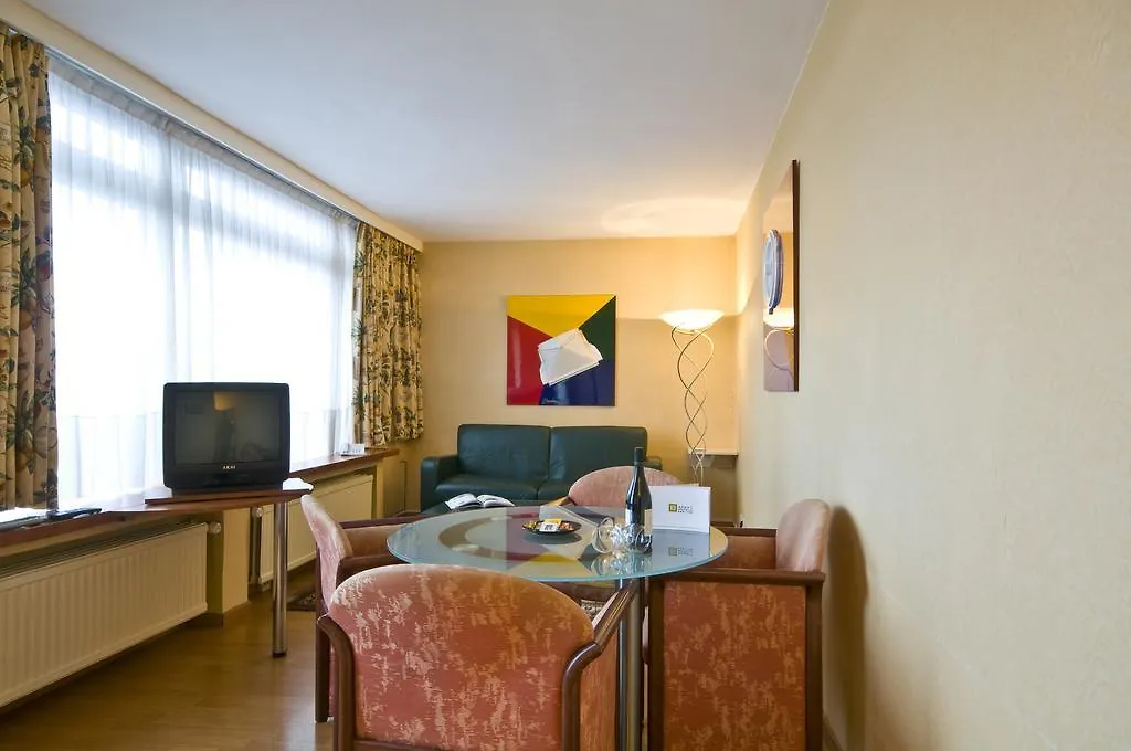 B-Aparthotels Louise-1