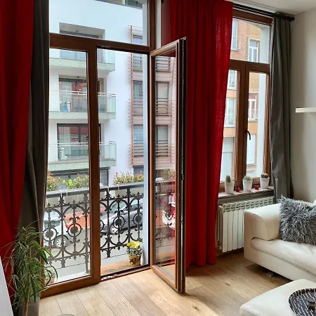 Grand Appartement Jourdan Eu-3