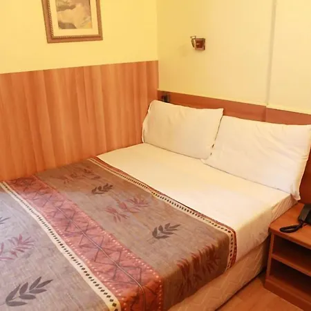 Hotel Aristote-3