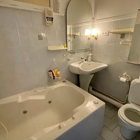 Superbe Appartement Duplex Avec Jacuzzi-2
