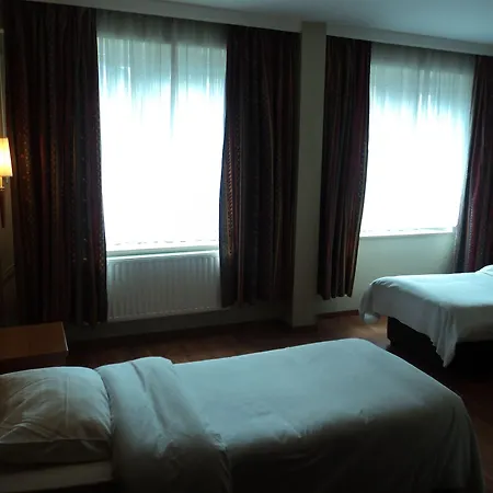 Albert Hotel-2