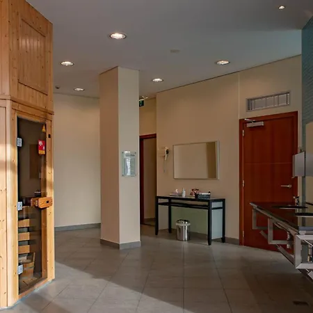 Crowne Plaza Brussels Airport By Ihg-2