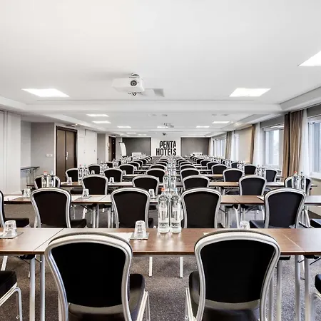 Pentahotel Brussels City Centre-3