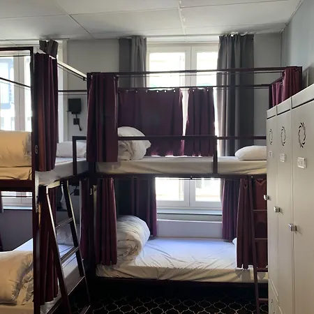 Safestay Brussels Grand Place-3