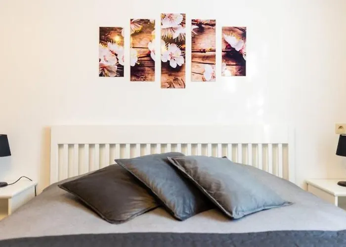 Manoir Bel Horizon avec grand jardin et parking privé Villa Bruxelles privato