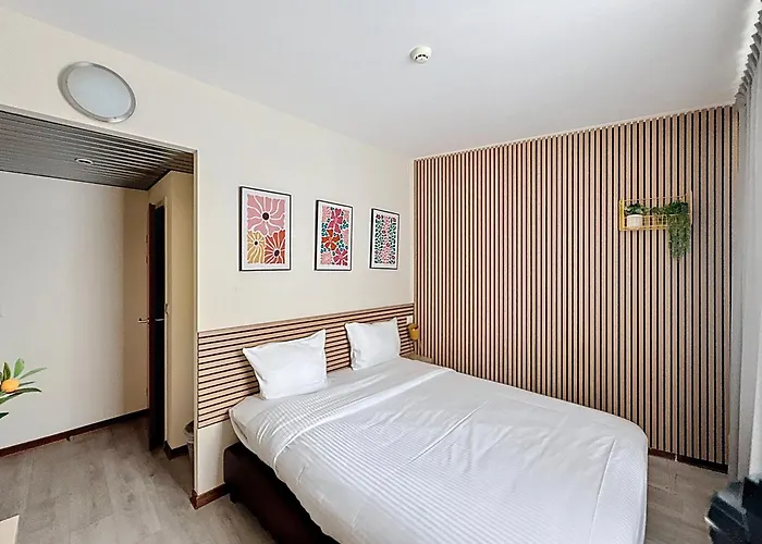 Hotel vicino a Museo di Autoworld