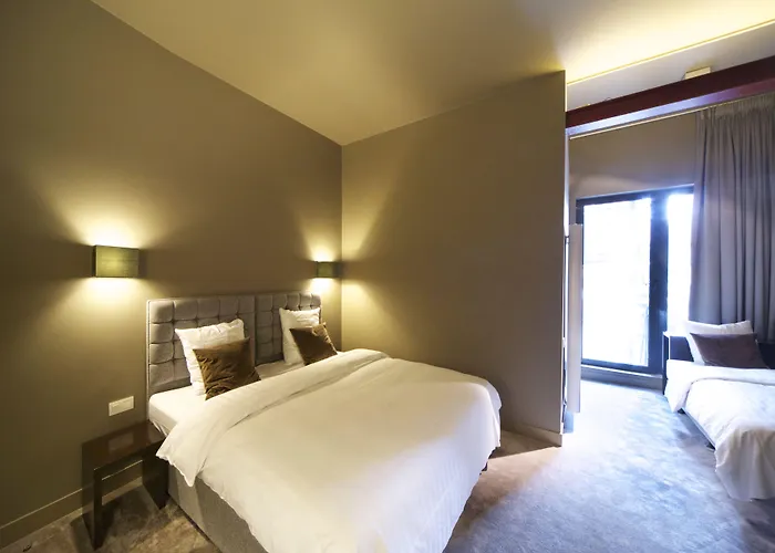 Hotel The Neufchatel Saint-Gilles